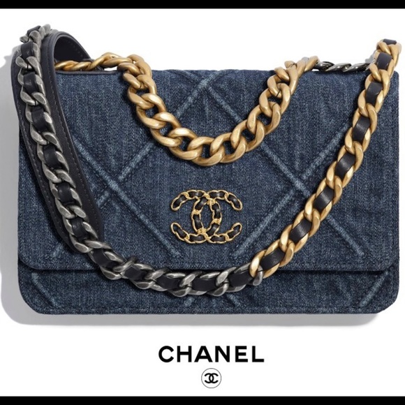CHANEL Handbags - Chanel 19 Denim Bag with chain
